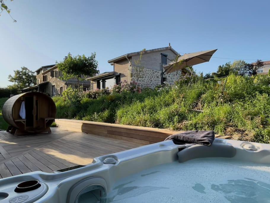 פוגר Gite De Charme 5 Etoiles Pour Couple Avec Sauna Et Jacuzzi Exterieurs Privatifs מראה חיצוני תמונה